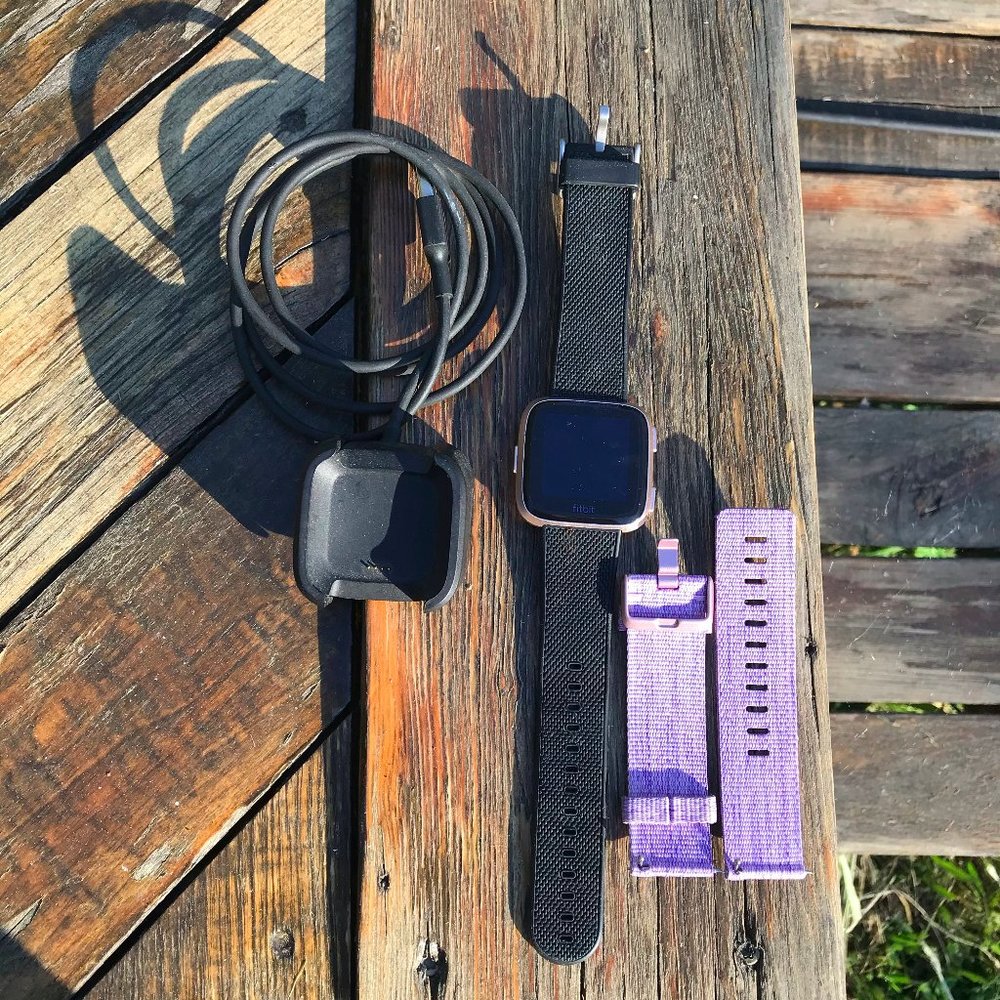 Fitbit Versa Smartwatch